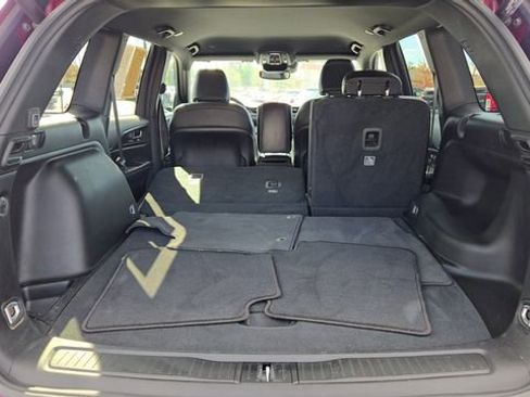 Certified 2023 Jeep Grand Cherokee Altitude image 24