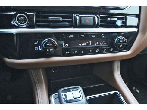 Used 2022 Nissan Pathfinder Platinum w/ Cargo Package FWD image 22