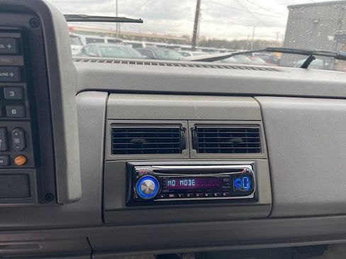 Used 1994 GMC Yukon 4WD 2-Door image 20