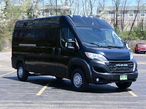 New 2025 RAM ProMaster 3500 w/ Cold Weather Group image 8