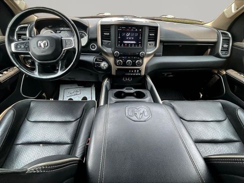 Used 2020 RAM 1500 Laramie AWD/4WD image 8