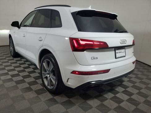 Used 2025 Audi Q5 2.0T Premium w/ Convenience Plus Package AWD/4WD image 4