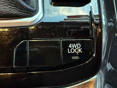 Used 2024 Jeep Compass Latitude image 20