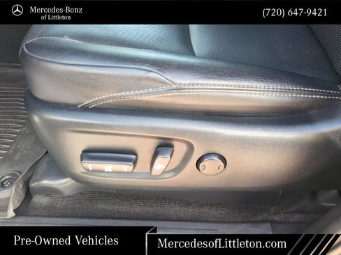 Used 2023 Toyota 4Runner Limited AWD/4WD image 23