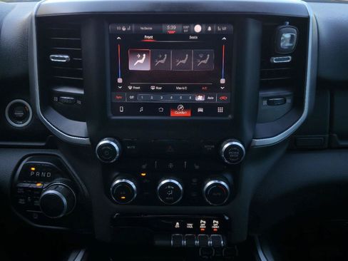 Used 2022 RAM 1500 Big Horn AWD/4WD image 16