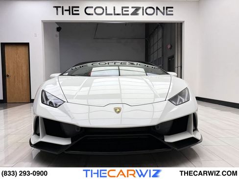 Used 2020 Lamborghini Huracan EVO image 10
