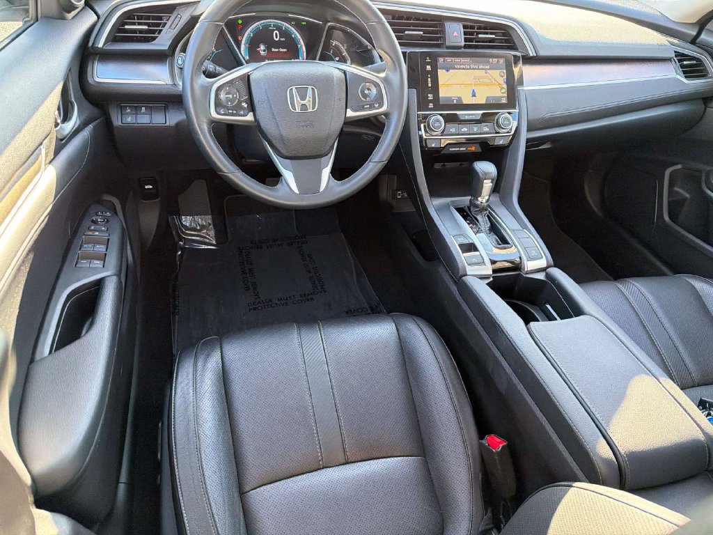 Used 2017 Honda Civic Touring image 8