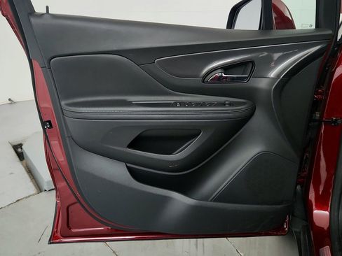 Certified 2022 Buick Encore Preferred AWD/4WD image 11