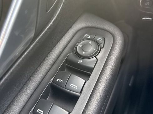 Used 2019 GMC Terrain Denali image 18