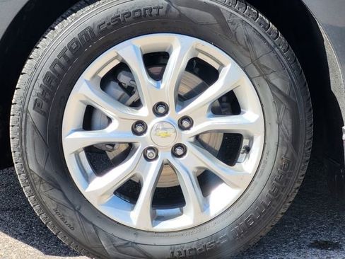 Used 2021 Chevrolet Equinox LS w/ LS Convenience Package FWD image 7