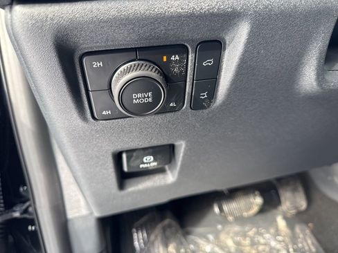 New 2026 Ford Expedition Platinum w/ Stealth Appearance Package image 23