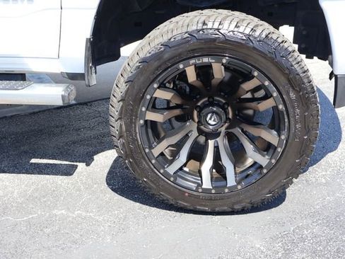 Used 2022 RAM 1500 Big Horn AWD/4WD image 9