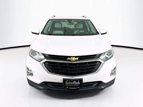 Used 2019 Chevrolet Equinox LT image 2