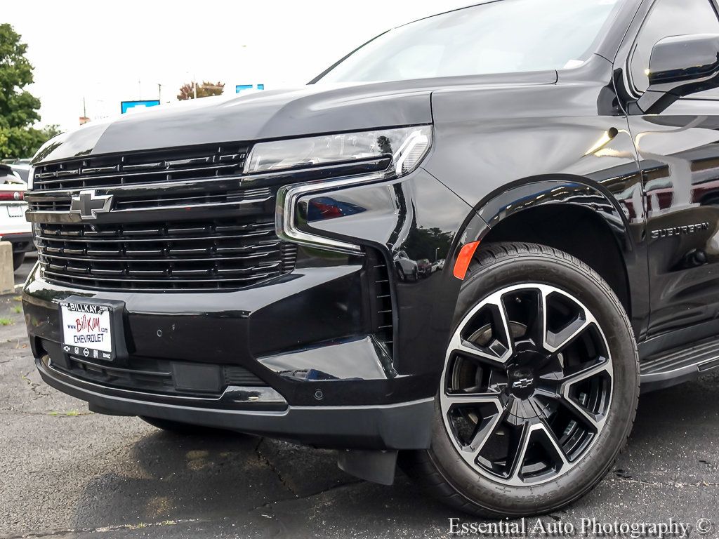 Used 2023 Chevrolet Suburban RST w/ Luxury Package AWD/4WD image 3