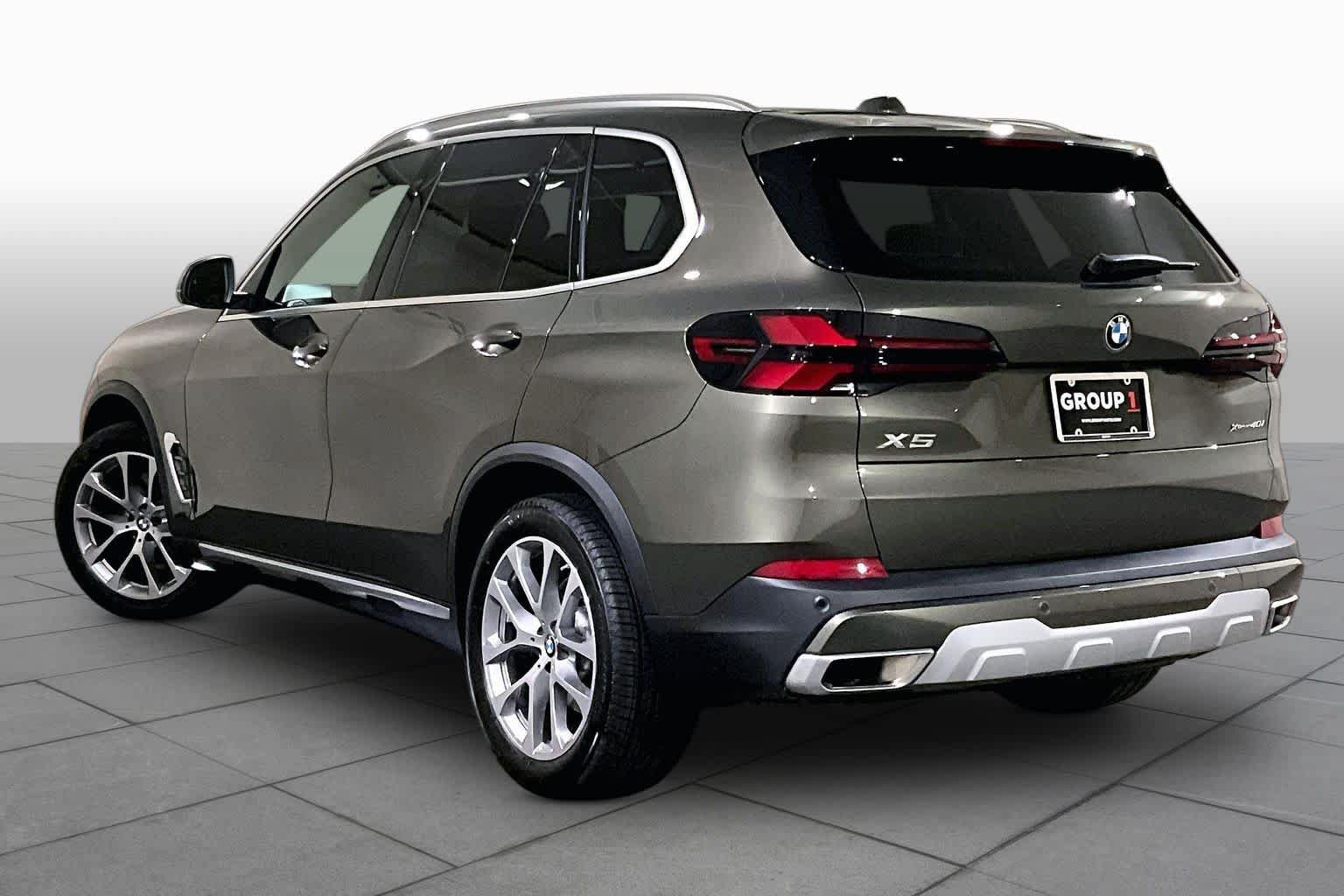 Used 2026 BMW X5 xDrive40i w/ Premium Package AWD/4WD image 11