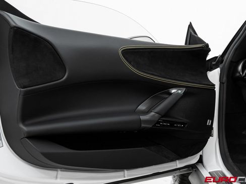 Used 2022 Ferrari SF90 Stradale AWD/4WD image 29