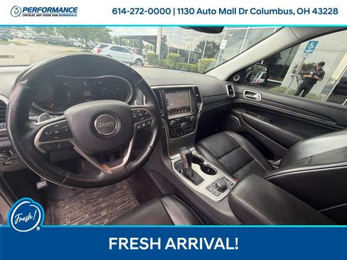 Used 2017 Jeep Grand Cherokee Summit w/ Skid Plate Group AWD/4WD image 19