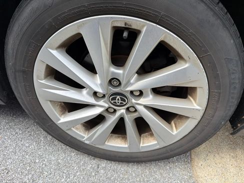 Used 2023 Toyota Camry LE FWD image 11