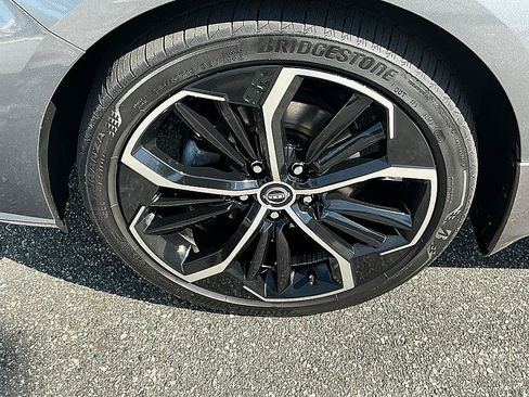 Certified 2024 Nissan Altima 2.5 SR w/ SR Premium Package AWD/4WD image 8