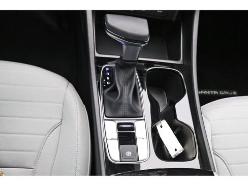 Certified 2025 Hyundai Santa Cruz SE image 27