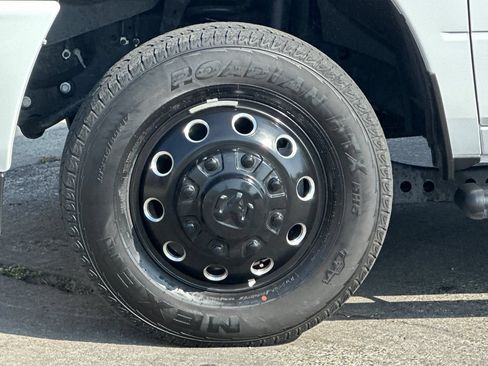 Used 2025 RAM 3500 Laramie w/ Night Edition AWD/4WD image 24