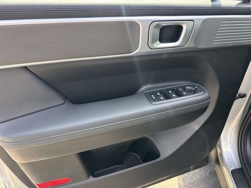 Used 2025 Hyundai Santa Fe SEL AWD/4WD image 19
