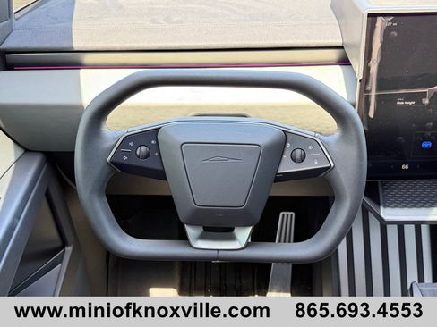 Used 2024 Tesla Cybertruck Cyberbeast AWD/4WD image 24