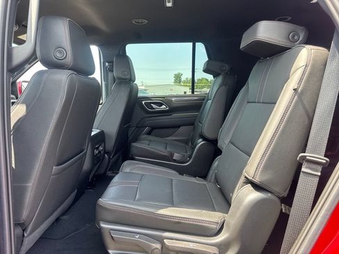 Used 2022 Chevrolet Tahoe RST w/ Sport Performance Package AWD/4WD image 13
