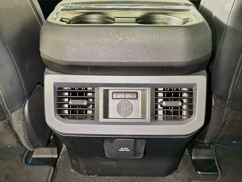 Used 2025 Ford F250 Lariat w/ Tremor Off-Road Package AWD/4WD image 24