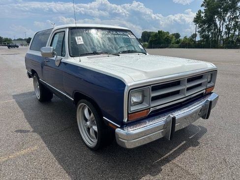 Used 1989 Dodge Ramcharger 2WD image 1