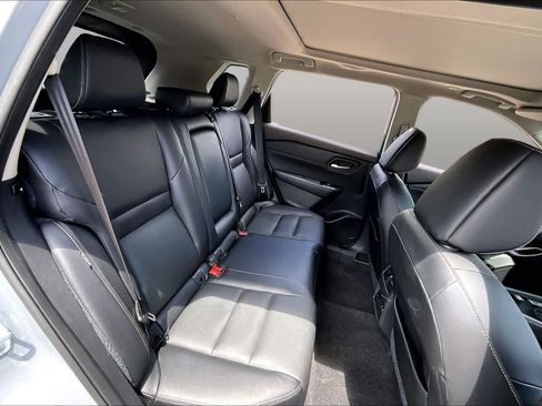 Certified 2022 Nissan Rogue SL FWD image 21