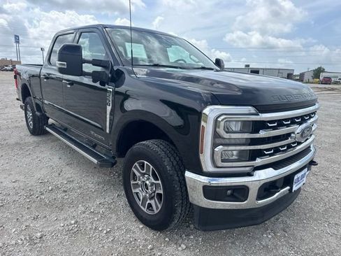 Used 2026 Ford F250 Lariat AWD/4WD image 8