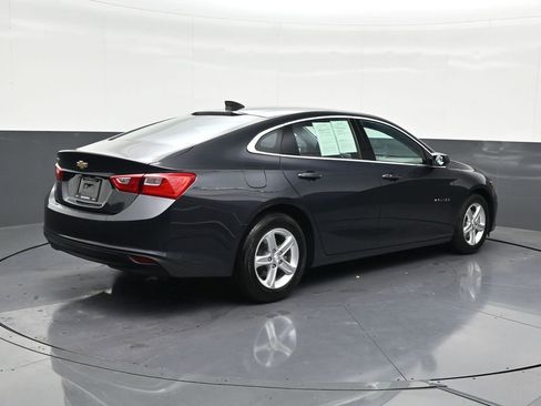 Used 2022 Chevrolet Malibu LS image 5