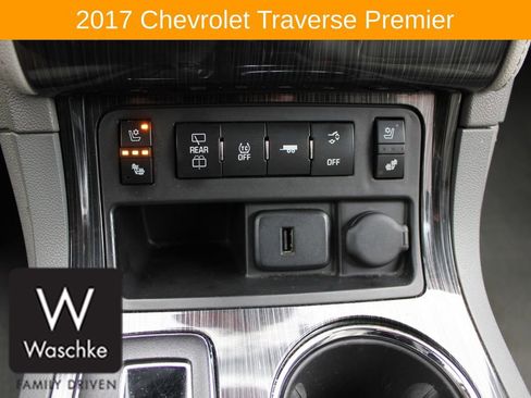 Used 2017 Chevrolet Traverse Premier image 31