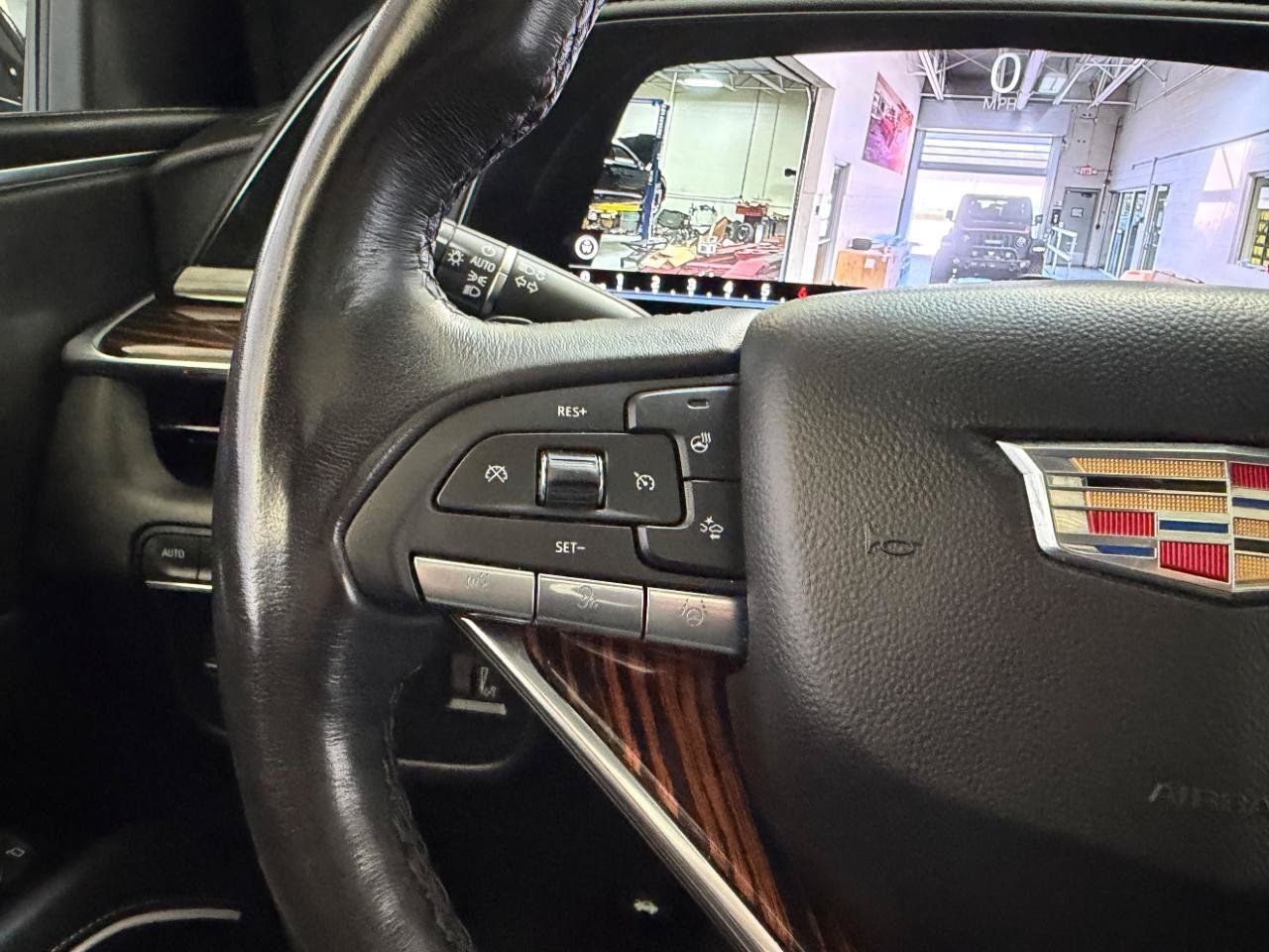 Used 2023 Cadillac Escalade Premium Luxury w/ LPO, Floor Liner Package AWD/4WD image 33