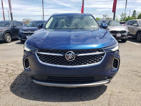 Used 2022 Buick Envision Avenir w/ Technology Package II AWD/4WD image 9