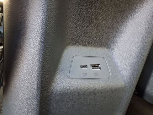 Used 2025 Buick Envision Sport Touring AWD/4WD image 25