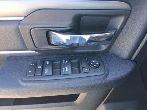 Used 2024 RAM 1500 Warlock RWD image 3