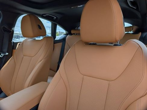 Used 2025 BMW i4 eDrive40 image 18