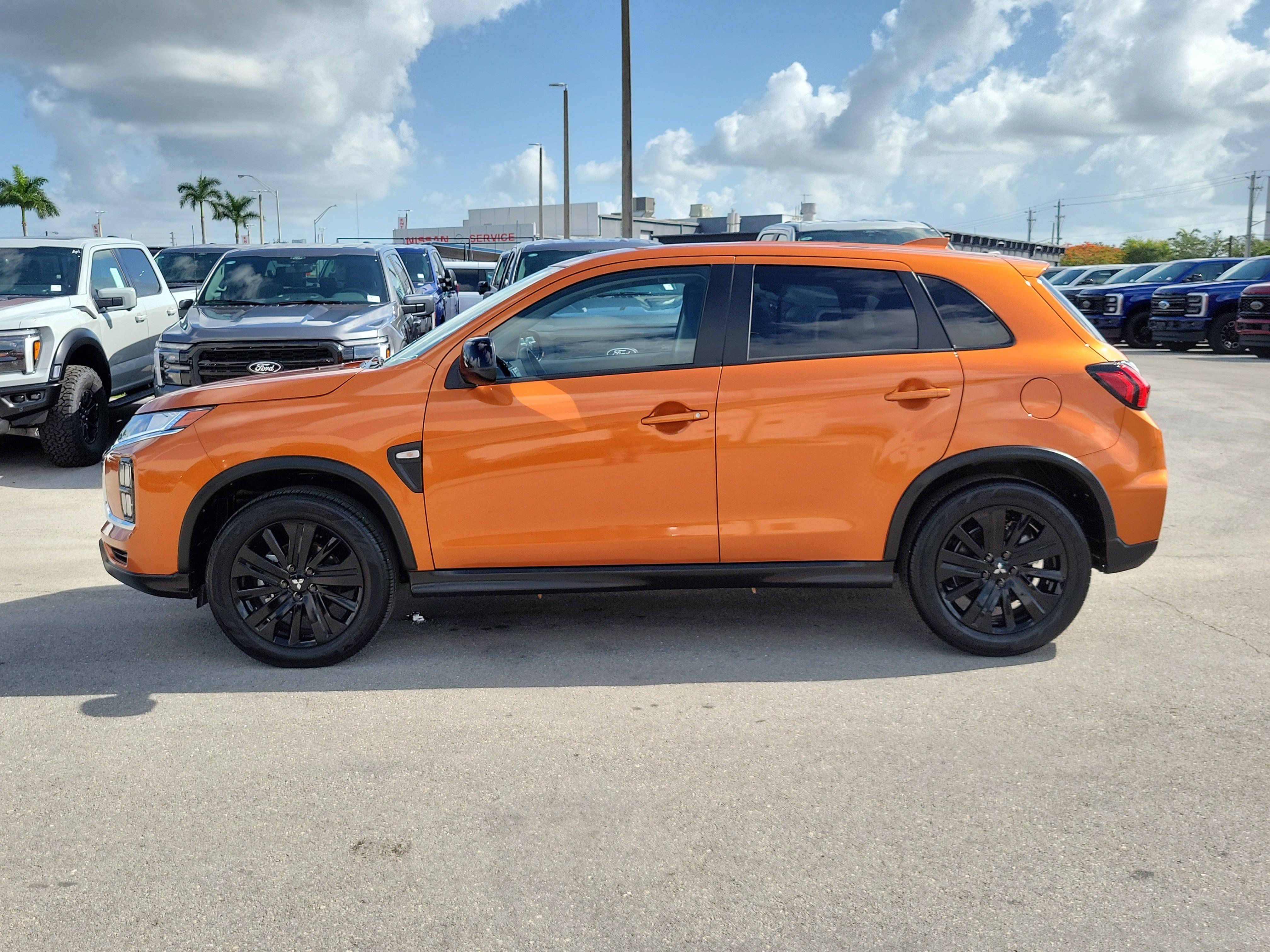 Used 2026 Mitsubishi Outlander Sport LE AWD/4WD image 8