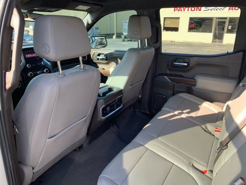 Used 2021 GMC Sierra 1500 SLT image 16