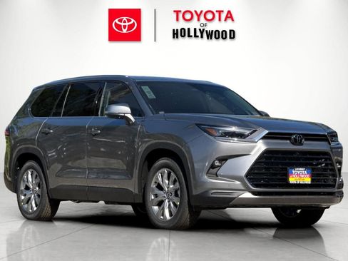 New 2026 Toyota Grand Highlander Limited AWD/4WD image 2