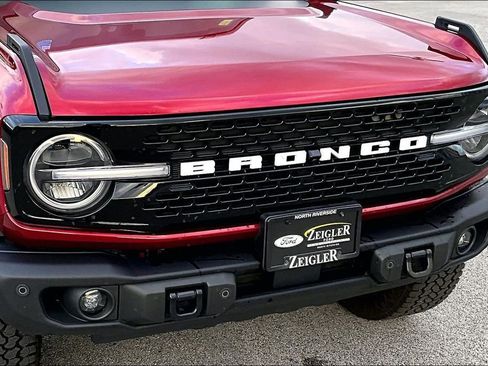 Certified 2025 Ford Bronco Badlands AWD/4WD image 29