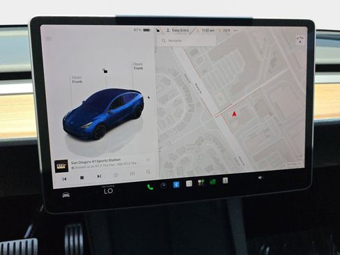Used 2025 Tesla Model Y Performance AWD/4WD image 28