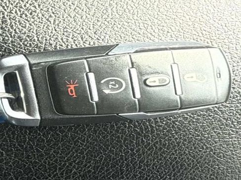 Used 2024 RAM 1500 Big Horn AWD/4WD image 8