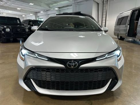 Used 2019 Toyota Corolla SE w/ SE Option Package image 2