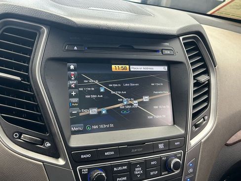 Used 2018 Hyundai Santa Fe Sport w/ 2.4L Tech Package 04 image 20