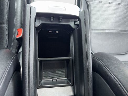 Used 2024 Mercedes-Benz GLC 300 GLC 300 image 31