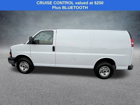 Used 2024 GMC Savana 2500 w/ Driver Convenience Package image 5