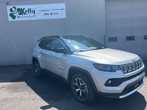 New 2026 Jeep Compass Limited AWD/4WD image 8